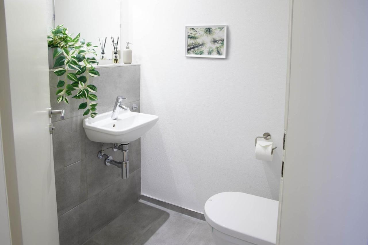 Design City Apartment, Modern, Ebenerdig, Top Lage Appartement Weinheim